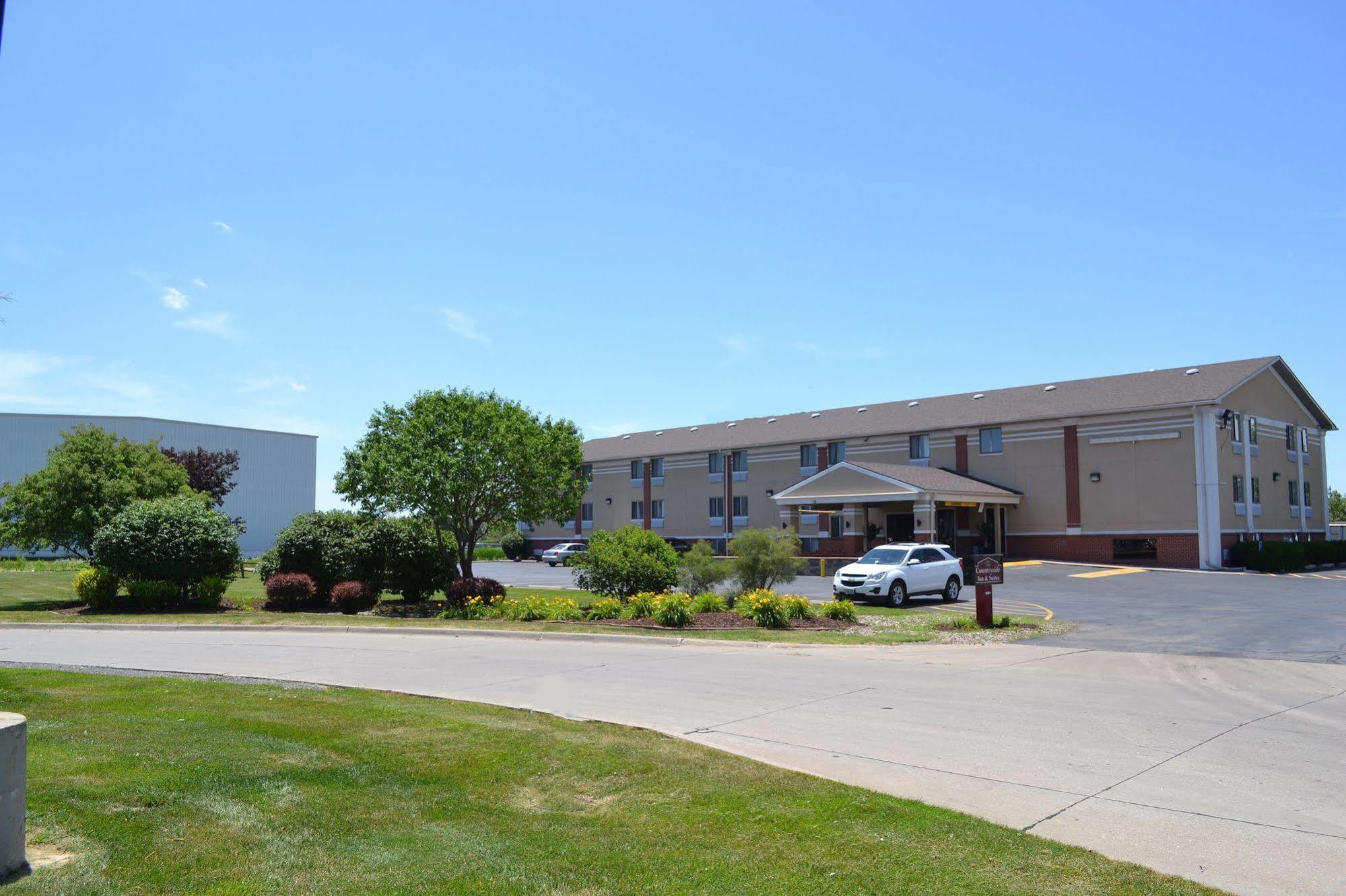 Countryside Inn & Suites Omaha East-Council Bluffs Ia Extérieur photo